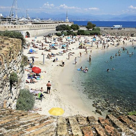 Vue Mer Et Remparts. Entre Vieille Ville Et Plages Antibes Kültér fotó